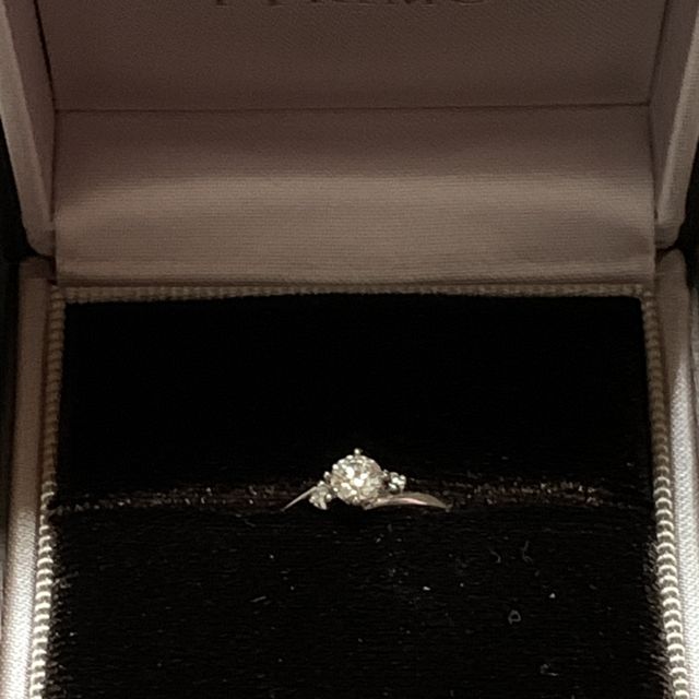 【アイプリモ(I-PRIMO)の口コミ】 デザインが一目で気に入りました。
刻印も好きなようにできたので満足です…