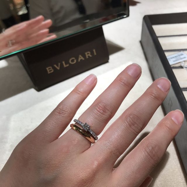 【ブルガリ(BVLGARI)の口コミ】 フェミニンなデザインはあまり好きではなく、手が大きくごつめなこともあ…