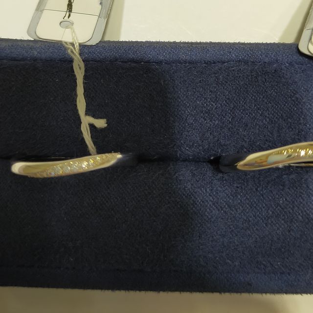 【4℃ BRIDAL(ヨンドシーブライダル)の口コミ】 ウェーブデザインです。
種類も多くありましたし、可愛いデザインもたくさ…