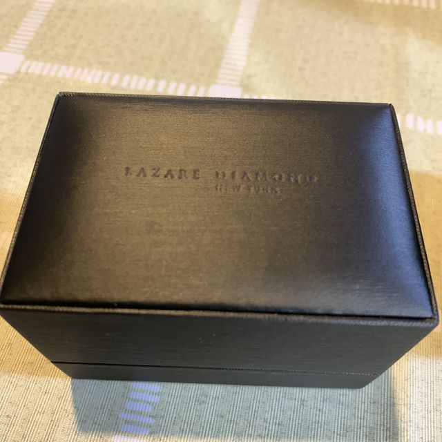 【ラザール ダイヤモンド(LAZARE DIAMOND)の口コミ】 デザインの数はあり過ぎずシンプルなのですんなり決まりました！ダイヤも…