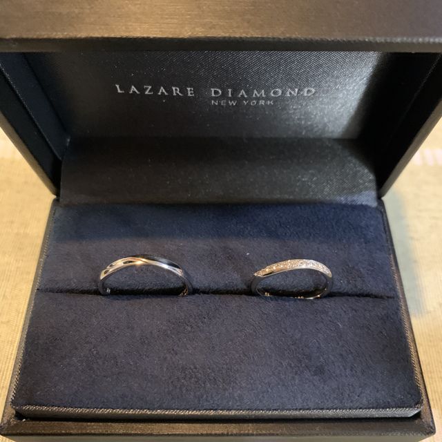 【ラザール ダイヤモンド(LAZARE DIAMOND)の口コミ】 デザインの数はあり過ぎずシンプルなのですんなり決まりました！ダイヤも…