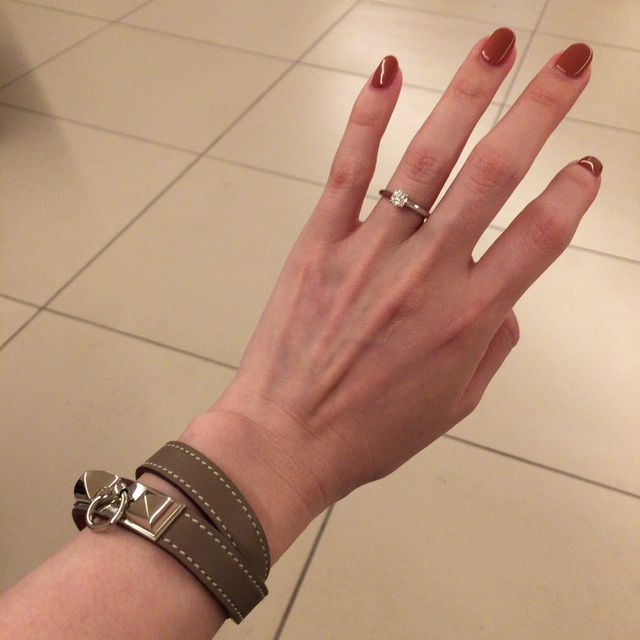 【カルティエ(Cartier)の口コミ】 ブランドとデザイン、石の大きさやランクなど彼と一緒に試着に行って決め…