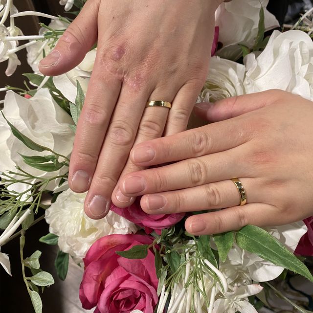 【TANZO.(鍛造指輪)の口コミ】 ゴールドの色の種類がある所！
指輪を選んでて気に入ったデザインが見つか…