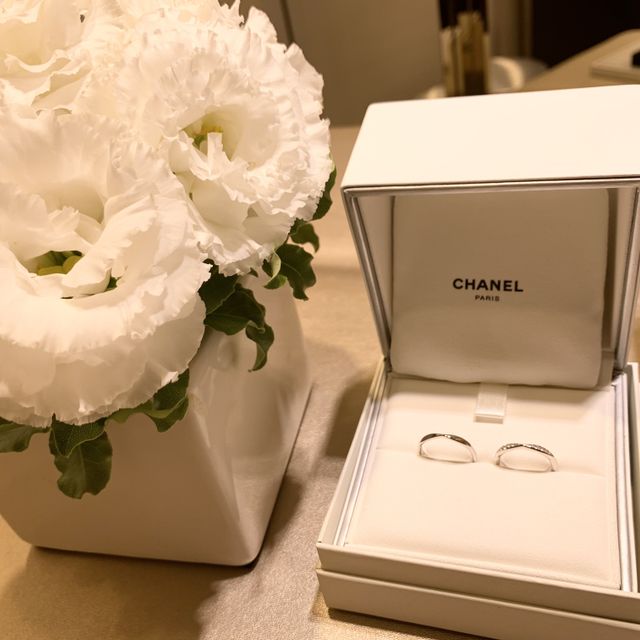 【シャネル(CHANEL)の口コミ】 結婚指輪は憧れのブランドで買うのが夢でした。婚約指輪にカルティエのエ…