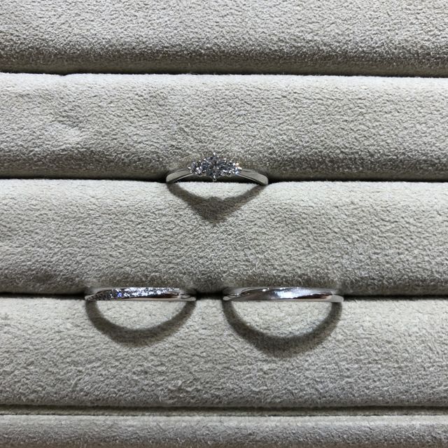 【TRECENTI(トレセンテ)の口コミ】 指輪のデザインがとても気に入りました。
長く使用するものなので、シンプ…