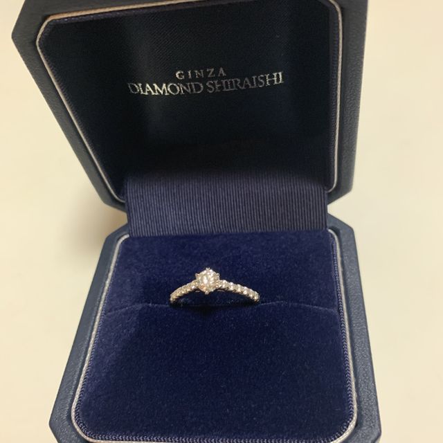 【銀座ダイヤモンドシライシの口コミ】 大体の欲しいデザインが決まっていたため、そのデザインがあるお店で探し…