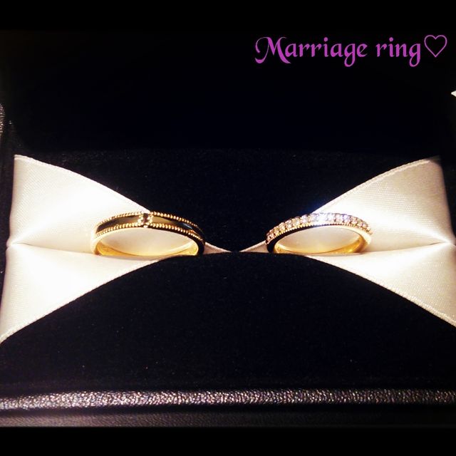 【エクセルコダイヤモンド(EXELCO DIAMOND)の口コミ】 キラキラなエタニティリングで、主人からいただいた婚約指輪と重ねづけが…