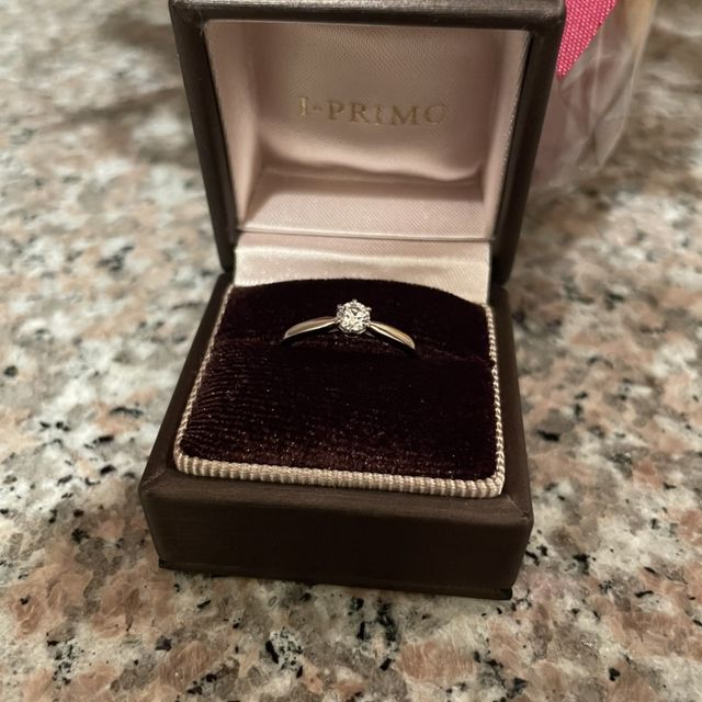 【アイプリモ(I-PRIMO)の口コミ】 予算内でシンプルできれいなのを探していたところ、ぴったりなのがあった…