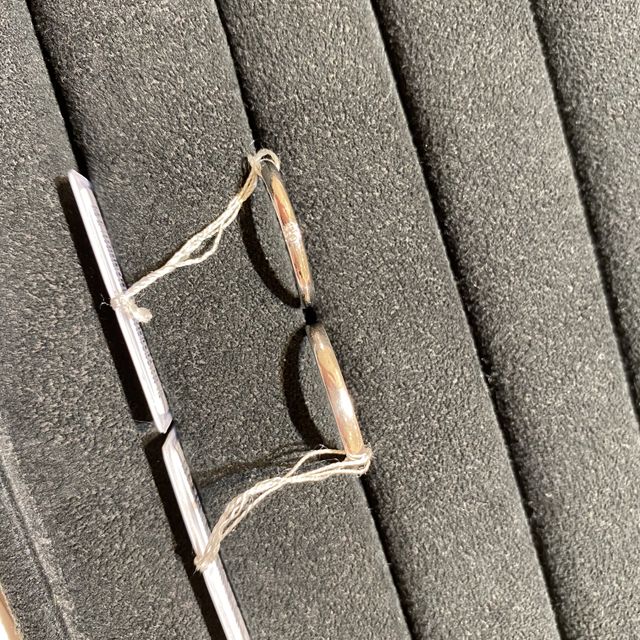 【TRECENTI(トレセンテ)の口コミ】 シンプルな指輪を探してこの指輪に出会いました！
指に当たる感じもスムー…