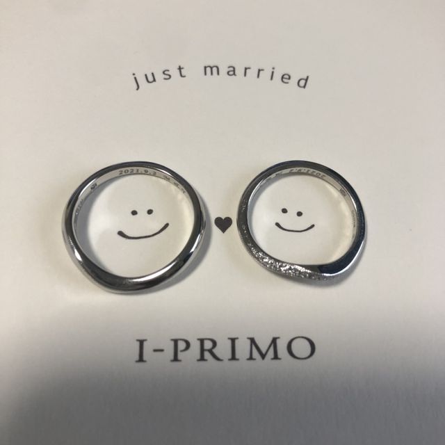 【アイプリモ(I-PRIMO)の口コミ】 指輪のデザインが気に入りました。妻にプロポーズの際に贈った婚約指輪と…
