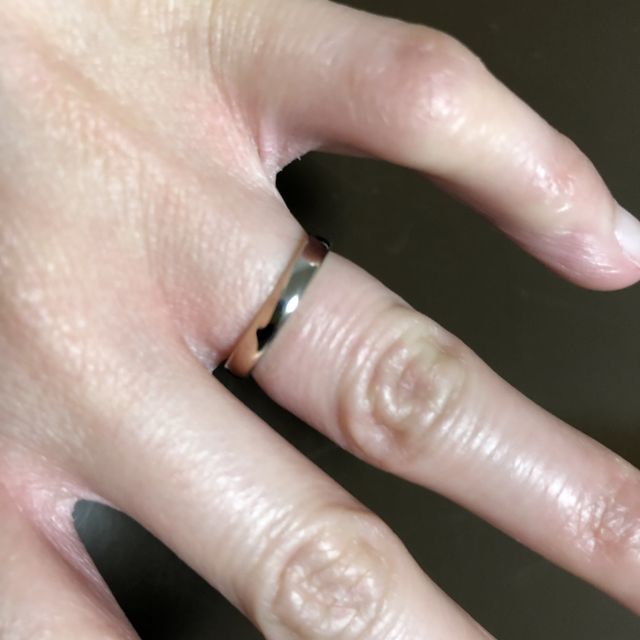 【ケイウノ ブライダル(K.UNO BRIDAL)の口コミ】 私はシンプルが好みですが、彼は変わったデザインにしたいとのことだった…