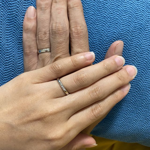 【4℃ BRIDAL(ヨンドシーブライダル)の口コミ】 自分に合うデザインがわからず、
悩んでいると提案していただいたものに決…