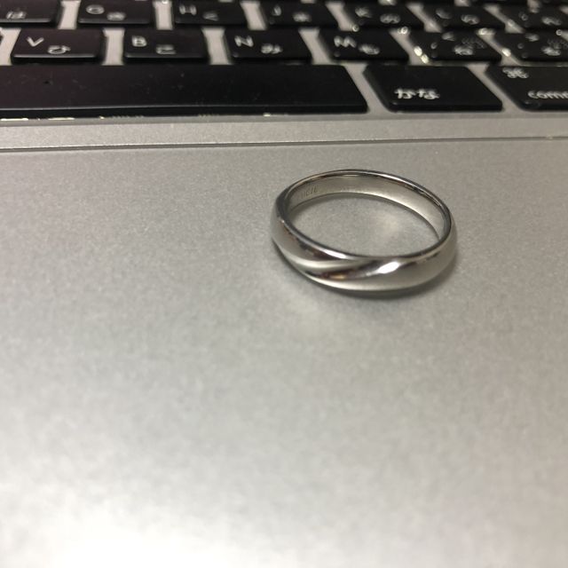 【LUCIE(ルシエ)の口コミ】 素材とデザイン、価格のバランスがよく太い指輪が良かったため太くした時…