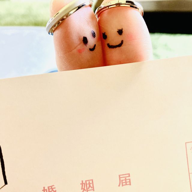 【アイプリモ(I-PRIMO)の口コミ】 色々な指輪を試着させてもらいましたが、シンプルだけども、なおかつ可愛…