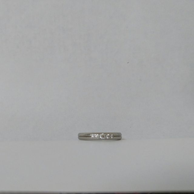 【ラザール ダイヤモンド(LAZARE DIAMOND)の口コミ】 何件もお店を回って試着しました。画像で調べている段階では正直、この指…