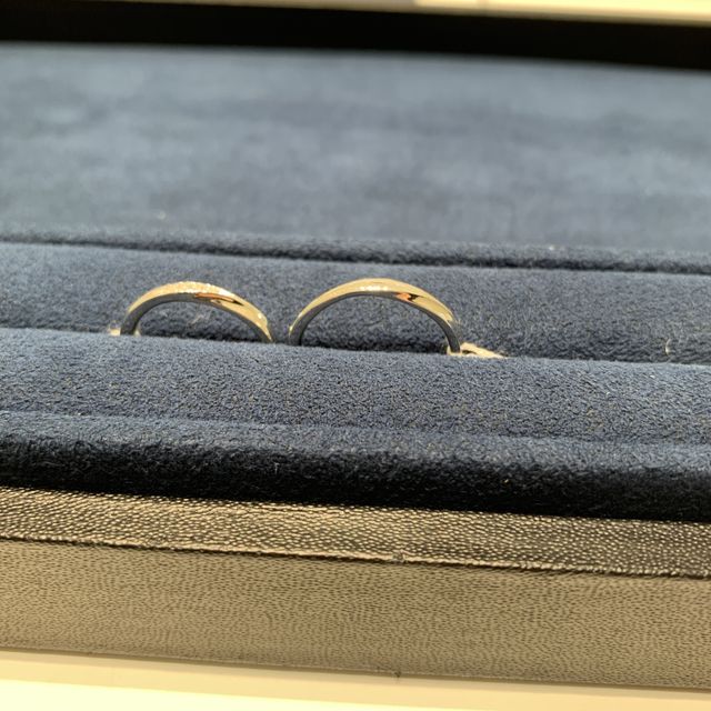 【4℃ BRIDAL(ヨンドシーブライダル)の口コミ】 安心できるブランド・価格・見た目を重視して選びました。
いくつかブラン…