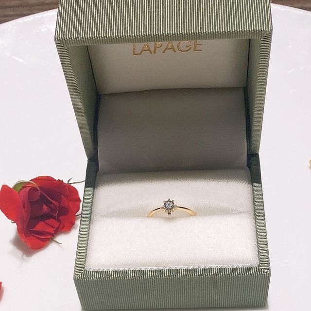 【LAPAGE(ラパージュ)の口コミ】 試着した際に一目惚れしました！
細かい所までデザインがこだわって作って…