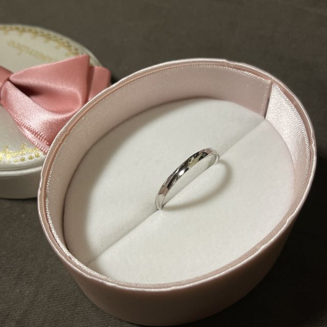 【insembre(インセンブレ)の口コミ】 素材はプラチナと決めていたのですが、デザインが二つともお気に入りで、…