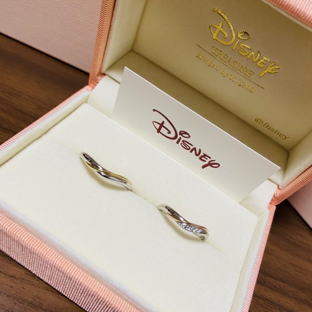 【ケイウノ ブライダル(K.UNO BRIDAL)の口コミ】 ケイウノさん既存のデザインであるルミナーレというリングにディズニーの…