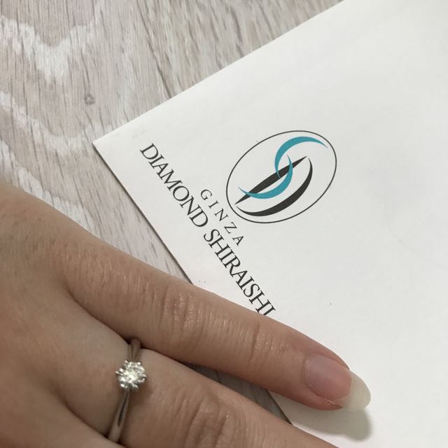 【銀座ダイヤモンドシライシの口コミ】 デザインです。
他のお店にいきましたがシンプルでよかった。
担当してい…