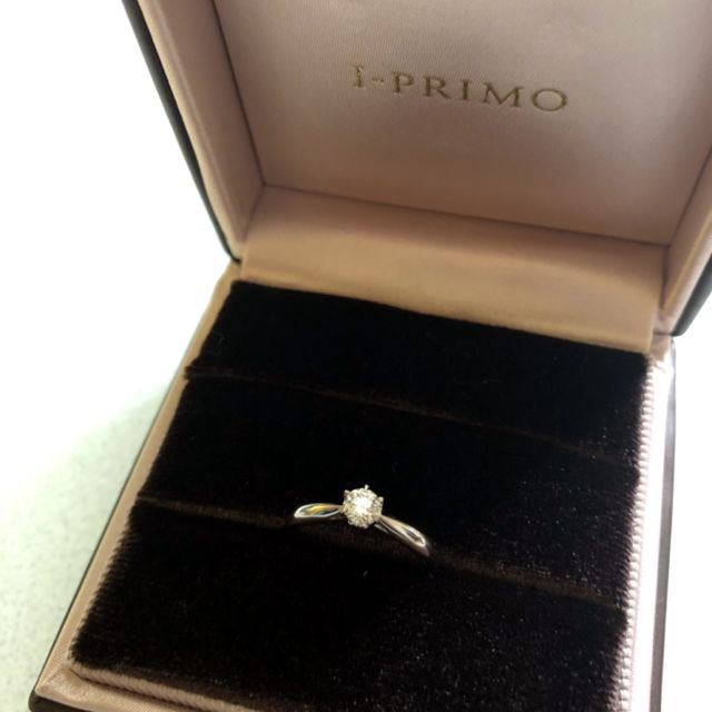 【アイプリモ(I-PRIMO)の口コミ】 結婚指輪と合うようにいろいろ見させてもらった中で1番気に入ったものがこ…