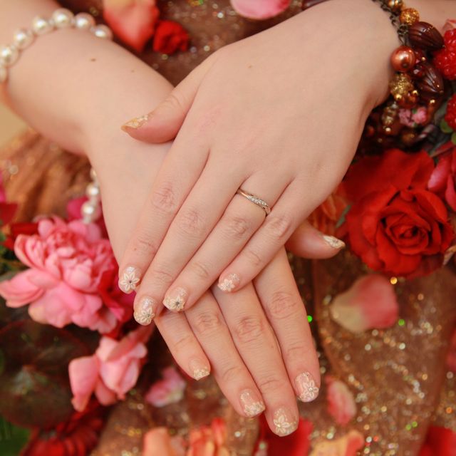 【TAKE-UP(テイクアップ)の口コミ】 ダイヤモンドの中でも希少価値の高いピンクダイヤを使っている所が一番の…