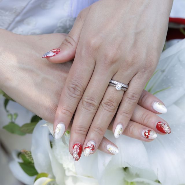 【宝寿堂(ほうじゅどう)の口コミ】 まず、石が大きい！派手好きなわたしにはぴったりの指輪を、宝寿堂さんで…