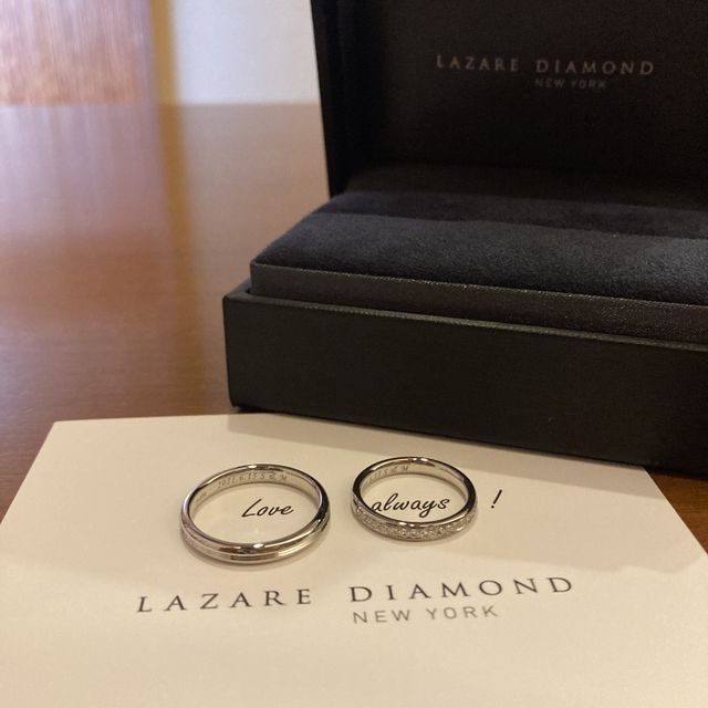 【ラザール ダイヤモンド(LAZARE DIAMOND)の口コミ】 妻がネットでいろいろ探してた中で見ていた指輪になるのですが、実際にラ…