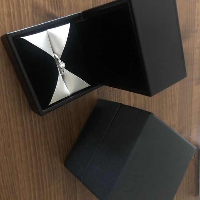 【エクセルコダイヤモンド(EXELCO DIAMOND)の口コミ】 『指輪のデザインについて』
かわいいデザインや、大人っぽいデザインなど…