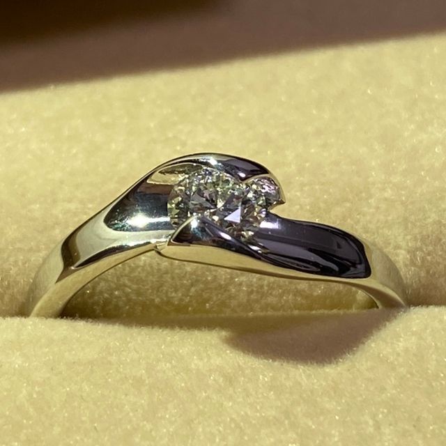 【ichi(イチ)の口コミ】 今まで見たことのないデザインで、シンプルだけどインパクトがあり、注文…