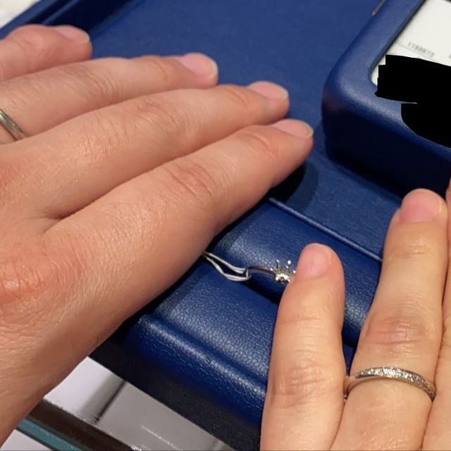【銀座ダイヤモンドシライシの口コミ】 マリッジリングに関しては目立ちすぎす、でも一際輝くようなものを探して…