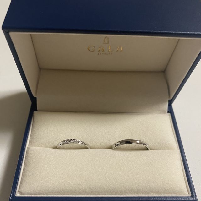 【GALA JEWELRY(ガラジュエリー)の口コミ】 プラチナリングを探していて価格帯にも惹かれて購入に繋がりました。婚約…