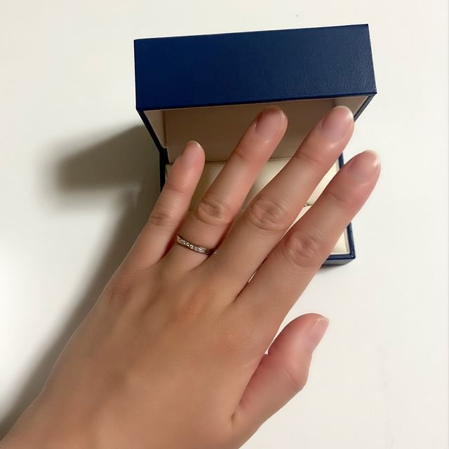 【GALA JEWELRY(ガラジュエリー)の口コミ】 プラチナリングを探していて価格帯にも惹かれて購入に繋がりました。婚約…