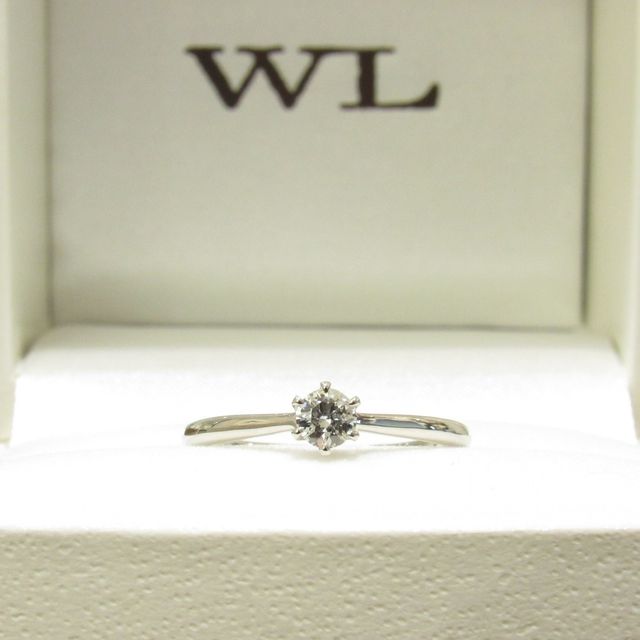 【輪-RIN-の口コミ】 形が複雑なものではなく、シンプルなデザインが好みだったので、真っ先に…