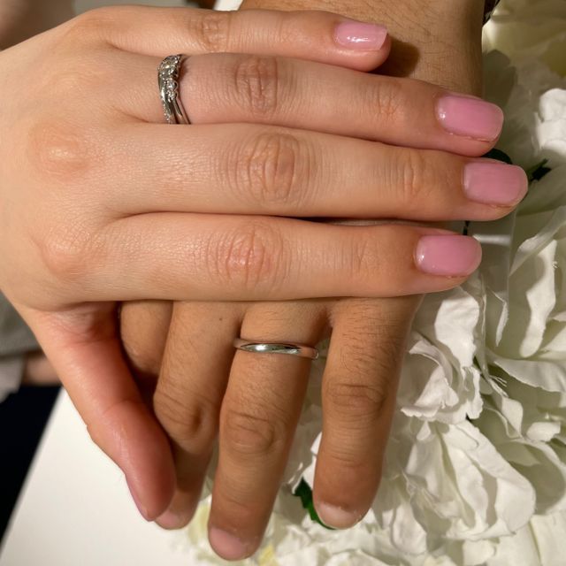 【4℃ BRIDAL(ヨンドシーブライダル)の口コミ】 指輪を付けてみて、着け心地も良く、購入後のアフターケアーも充実してい…