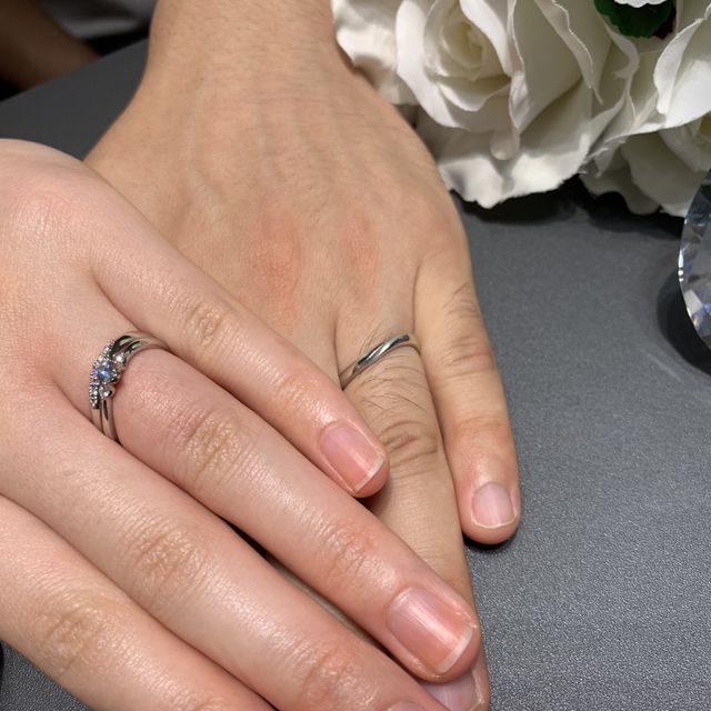 【4℃ BRIDAL(ヨンドシーブライダル)の口コミ】 指輪のデザイン、価格、奥さんのイメージ全ての条件が満たされた商品でし…