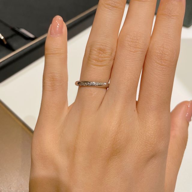 【ラザール ダイヤモンド(LAZARE DIAMOND)の口コミ】 長く身につけるものなのでブランドが同じであれば、お互い気に入ったもの…