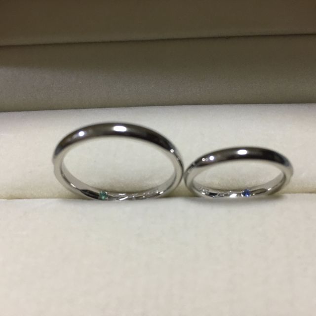 【ケイウノ ブライダル(K.UNO BRIDAL)の口コミ】 二つの指輪を重ねると、2枚の葉っぱが合わさって双葉のようになります。ま…