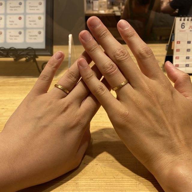 【ringram(リングラム)の口コミ】 数あるサンプルの中から自分達で実際につけてみて、しっかりくるもの選び…