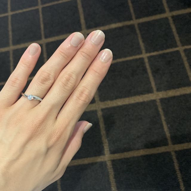 【アイプリモ(I-PRIMO)の口コミ】 婚約指輪を彼氏と選びに行きました。どのように指輪を決めていくのか全く…