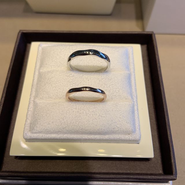 【LUCIE(ルシエ)の口コミ】 カタログなど見ていてルシエの指輪が可愛いと思っており、婚約指輪ルシエ…