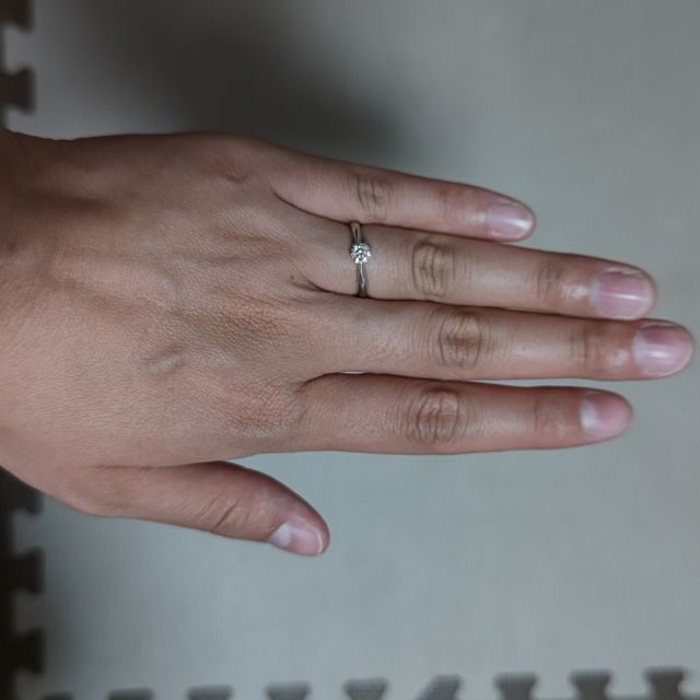 【カオキ　ダイヤモンド専門卸直営店の口コミ】 正直金銭面で厳しい部分もありましたが、やっぱり送りたいと思い今回購入…