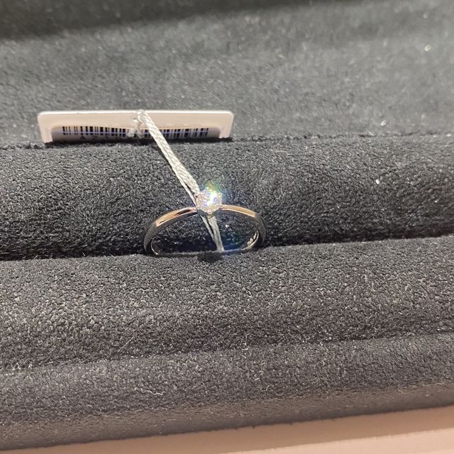 【TRECENTI(トレセンテ)の口コミ】 ダイアモンドのクラスが求めていた以上の物を紹介して頂き、また、価格に…