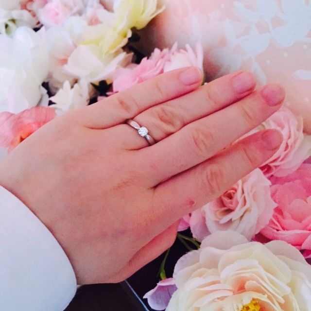 【ティファニー(Tiffany & Co.)の口コミ】 彼が贈るならティファニーと前から決めていたので。いろいろ見てシンプル…