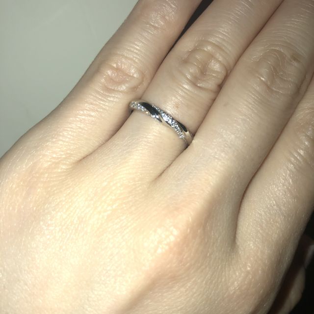 【エクセルコダイヤモンド(EXELCO DIAMOND)の口コミ】 下見のつもりで結婚指輪を何店舗かみてまわっており、なかなかコレ！とい…