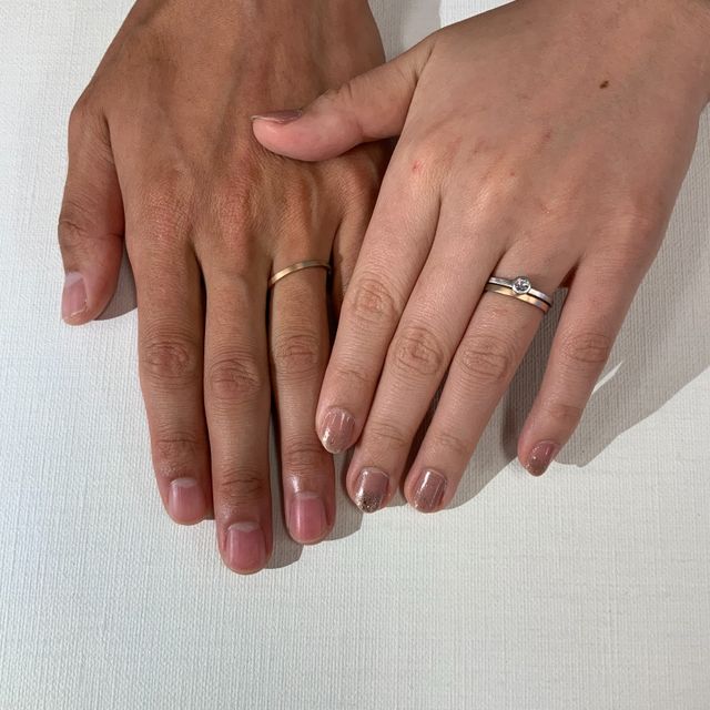 【atelier CraM(アトリエ クラム)の口コミ】 「結婚指輪はシルバー」という考えだったのですが、
担当者さんに色々サン…