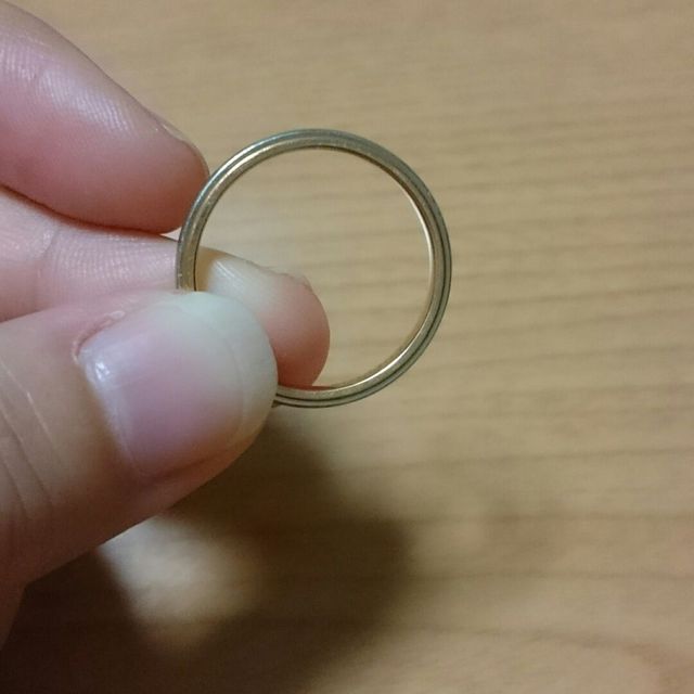 【NINA RICCI(ニナリッチ)の口コミ】 私が「可愛い」、主人が「シンプル」を条件に探していました。外がプラチ…