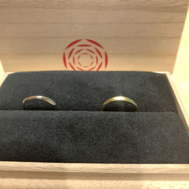 【出雲結(いずもゆい)の口コミ】 婚約指輪もこちらの光結を選ばせていただきました(^-^)とてもステキな指輪…