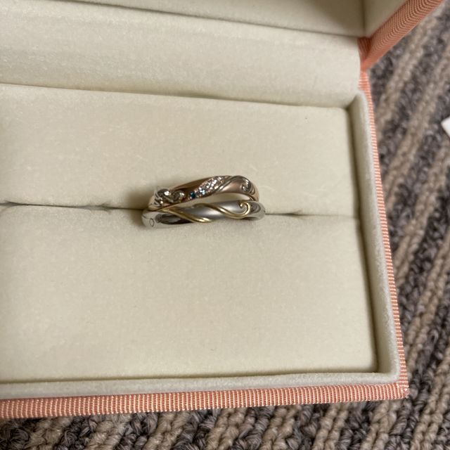 【ケイウノ ブライダル(K.UNO BRIDAL)の口コミ】 自分の好きなキャラクターやどんな感じの指輪がいいかを営業さんと話して…