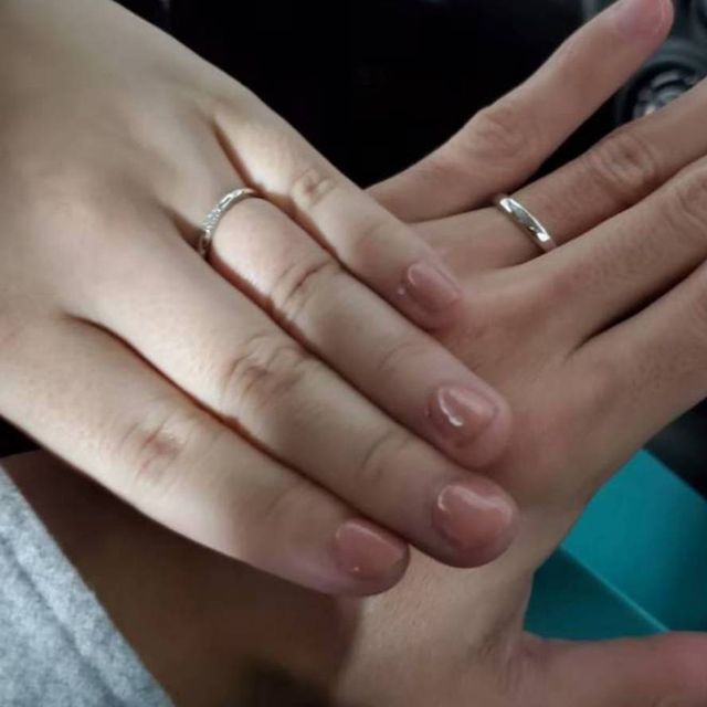 【ティファニー(Tiffany & Co.)の口コミ】 羽目心地や輝きが良かったこと。三つ小さなダイヤがついている部分も気に…